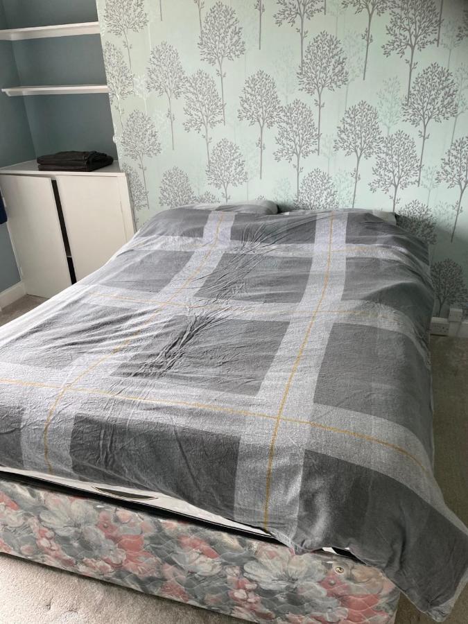 5 Bed House, 32 Tutbury Avenue, Cannon Park, Coventry, Cv4 7Bj Villa Exteriör bild