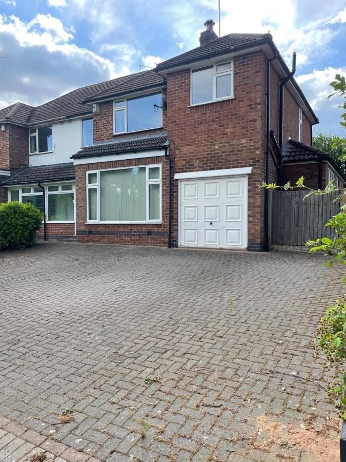 5 Bed House, 32 Tutbury Avenue, Cannon Park, Coventry, Cv4 7Bj Villa Exteriör bild